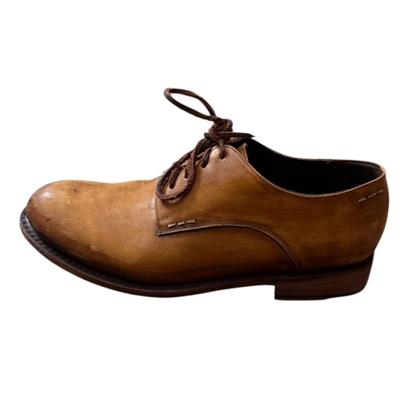 Classic Tan Leather Men's Shoe - Picture 1 of 8